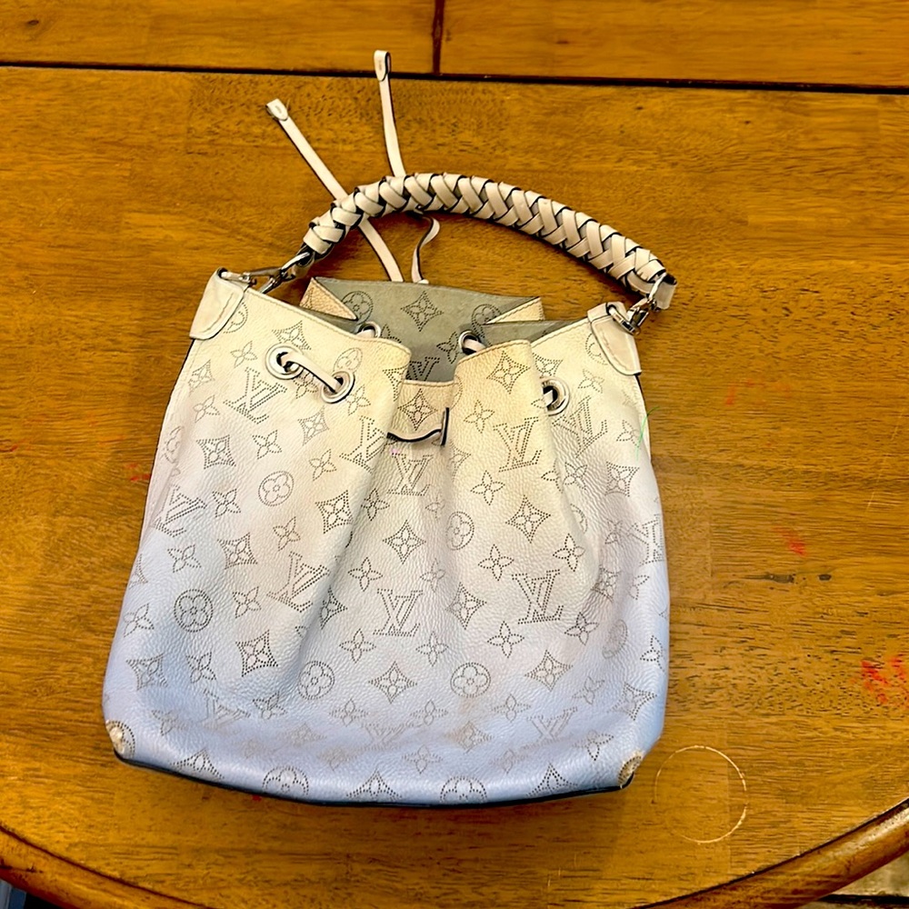 LV muria bucket bag